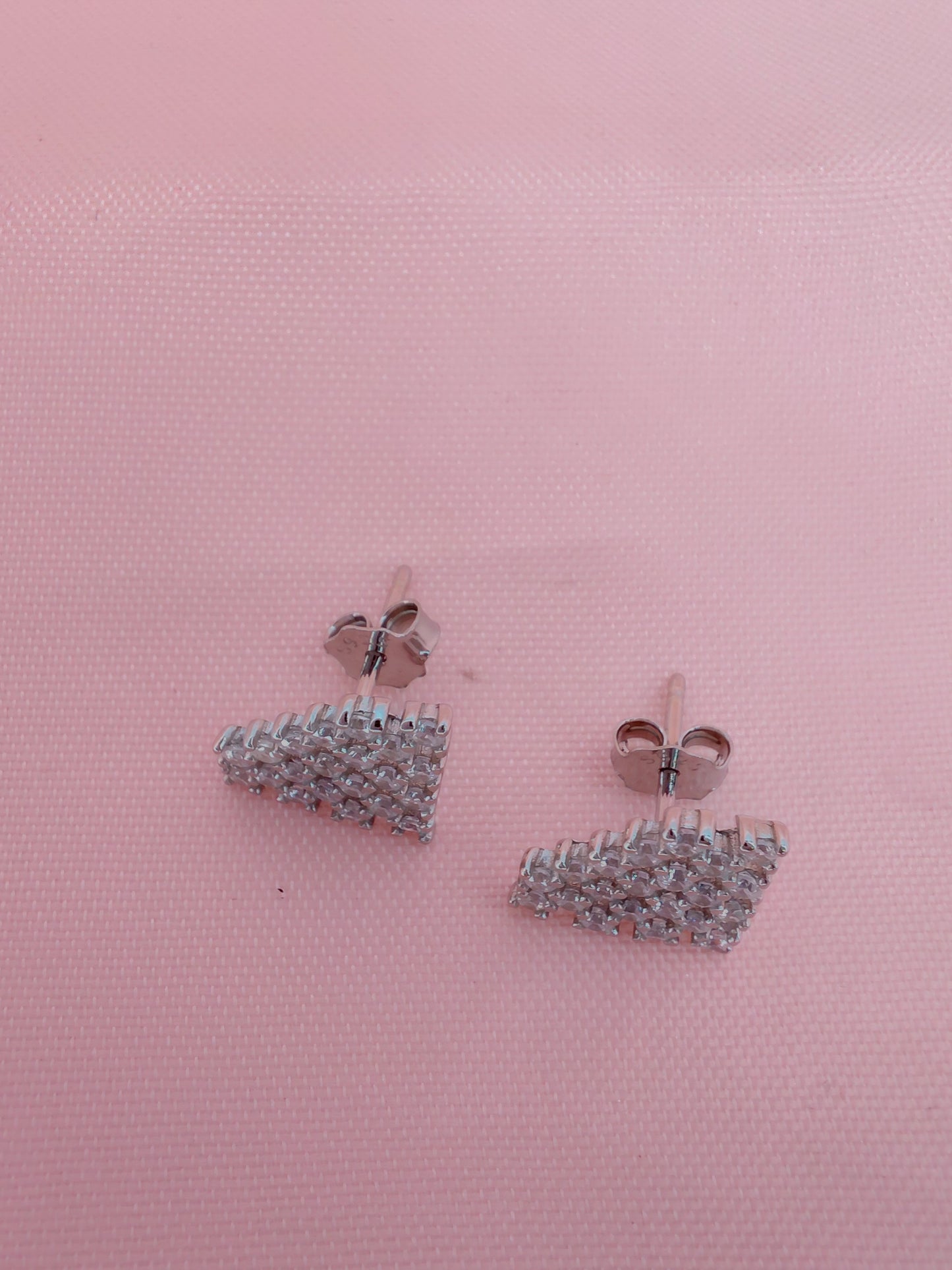 White cz stone diamond shaped 925 studs