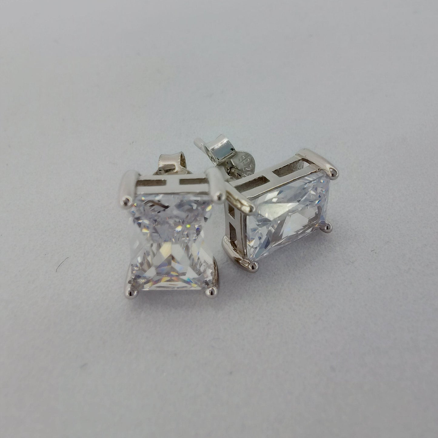Emerald cut White stone 925 studs