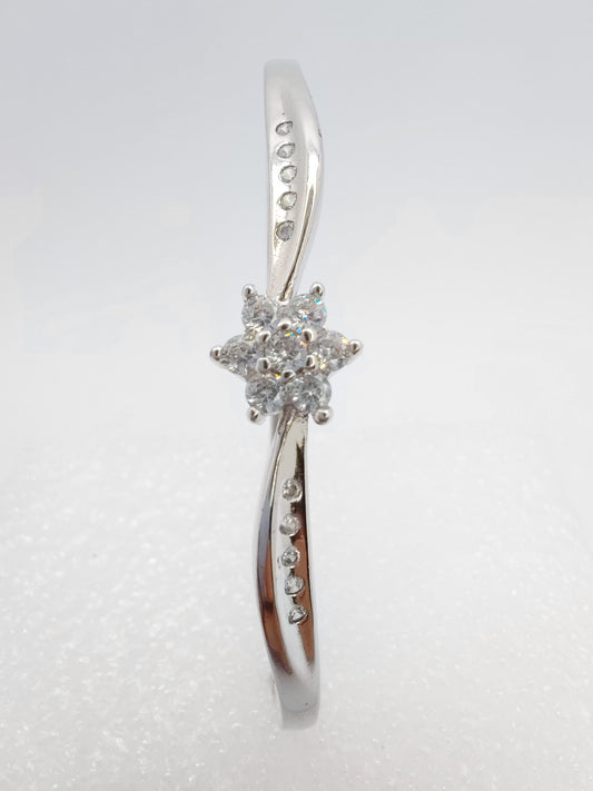 Flower pattern bracelet cum bangle with lock