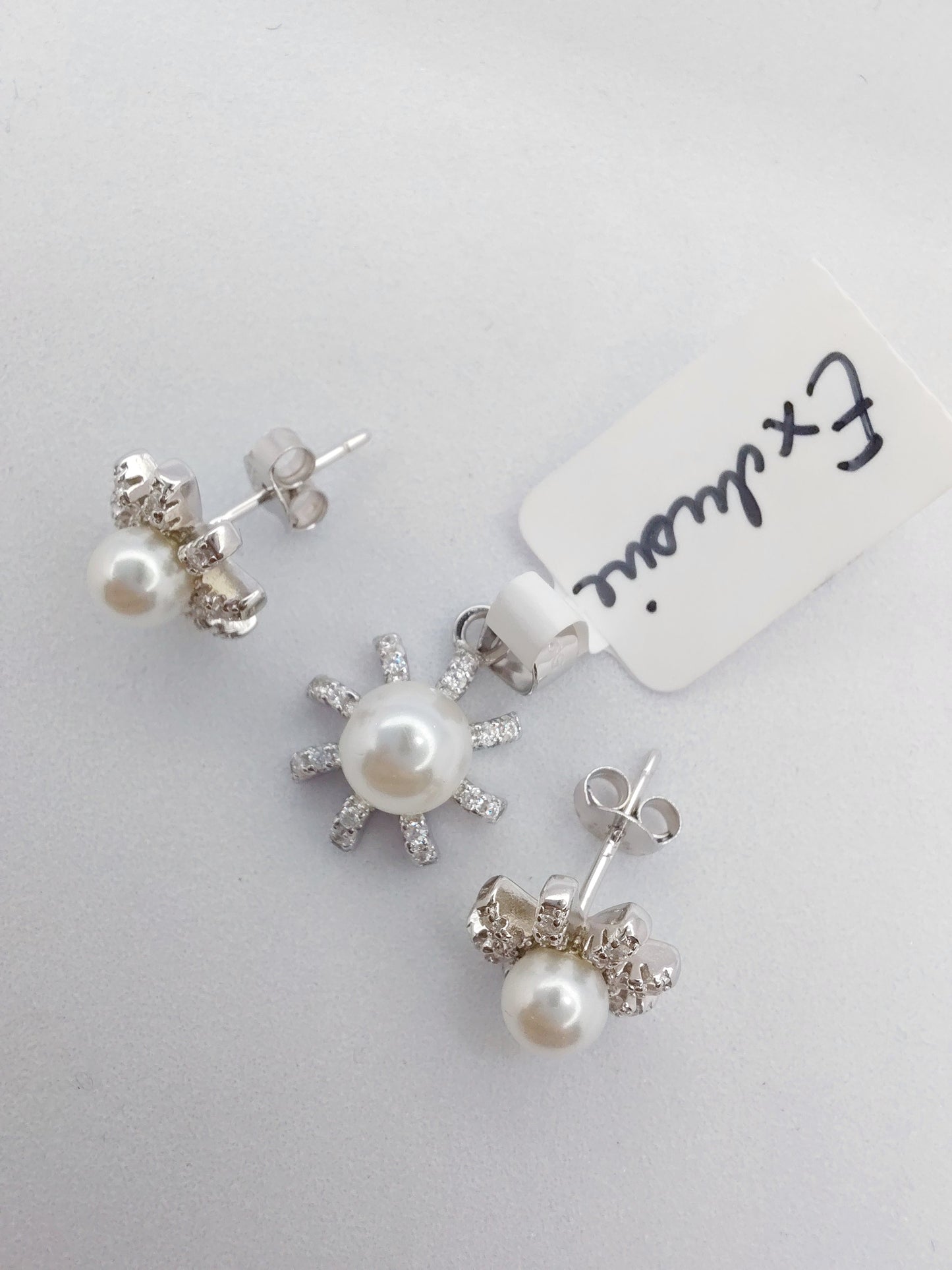 Elegant pearl and cz stone set