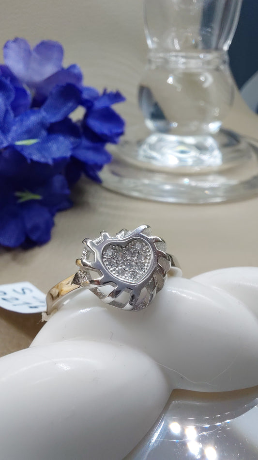 Framed heart ring