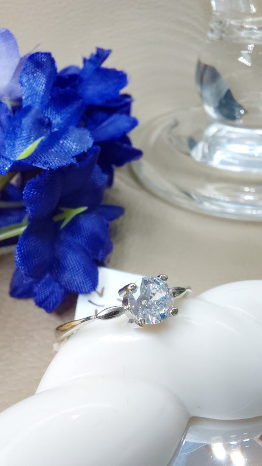 The elegant solitaire ring
