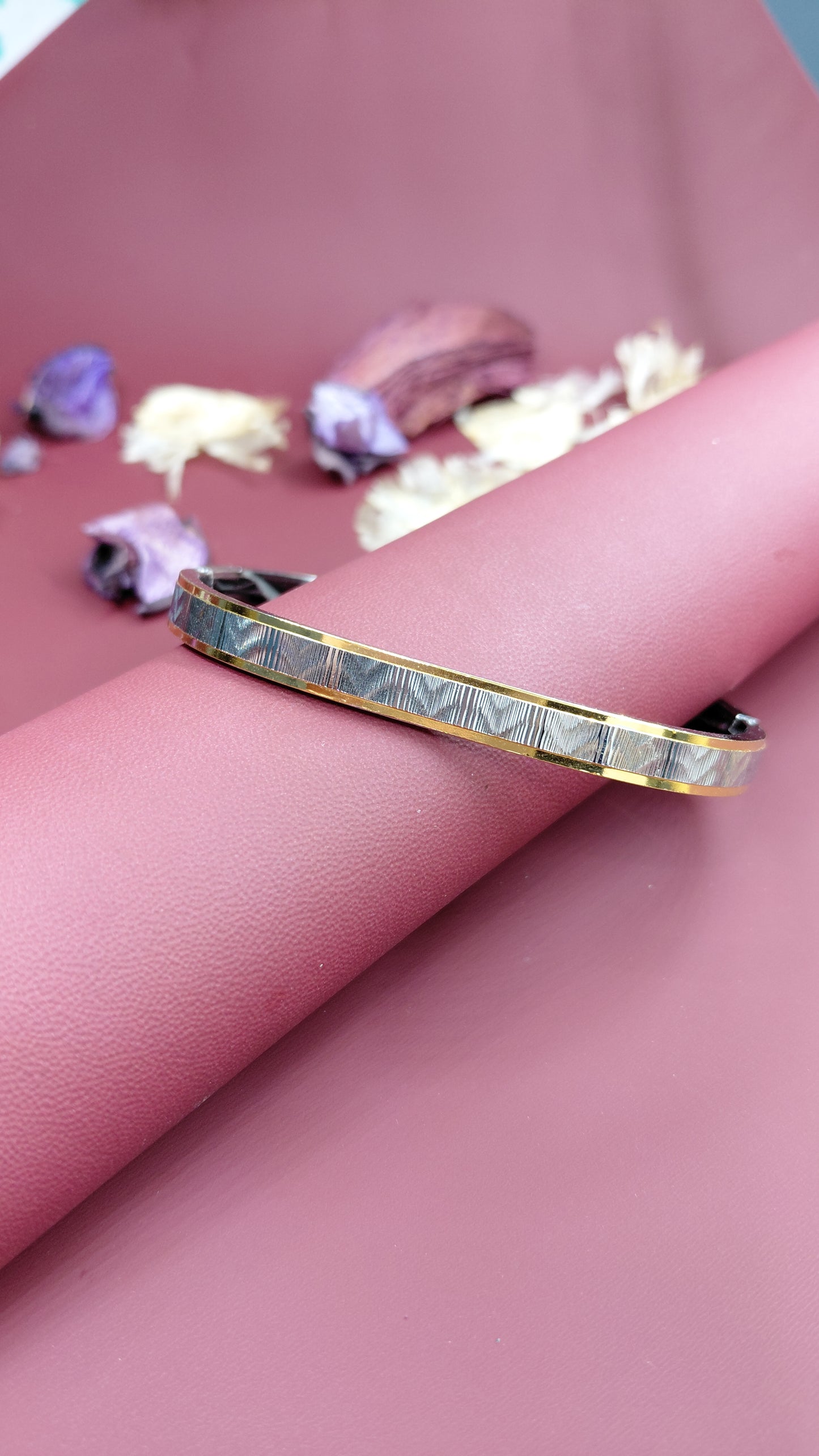Titan edge dual style bracelet
