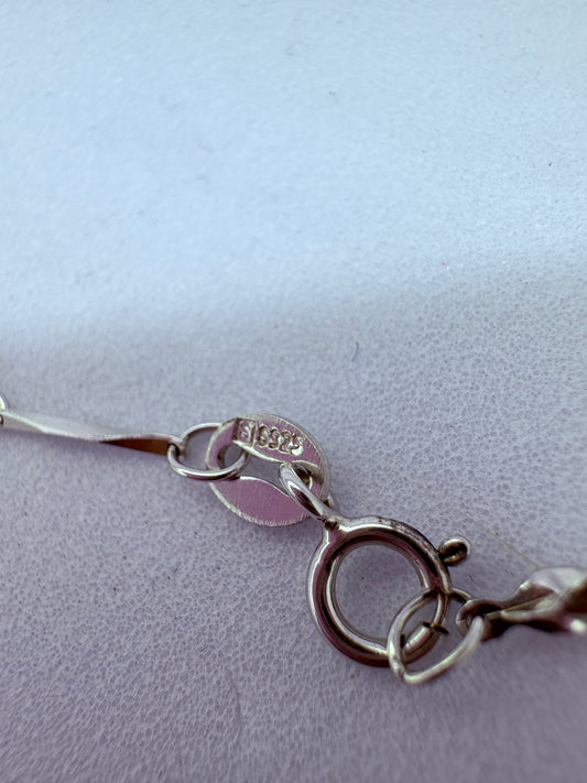 925 interlock design delicate chain