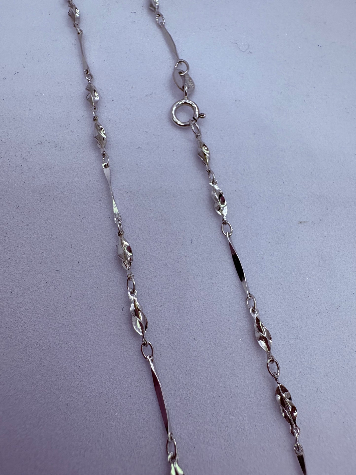 925 interlock design delicate chain