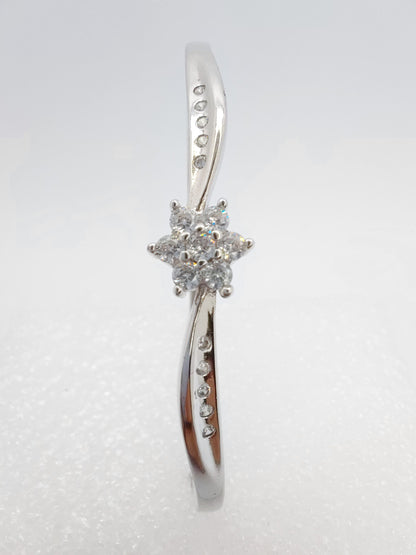 Flower pattern bracelet cum bangle with lock
